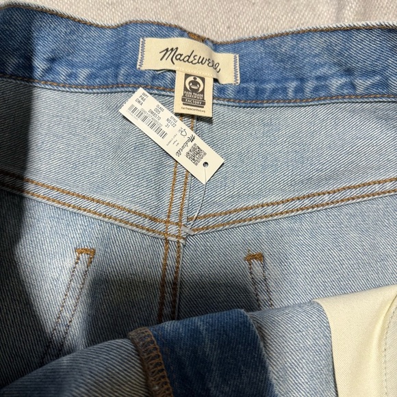 Madewell Women’s 31 Blue Jean Shorts Distressed low rise boyfriend short nwt - Picture 5 of 12